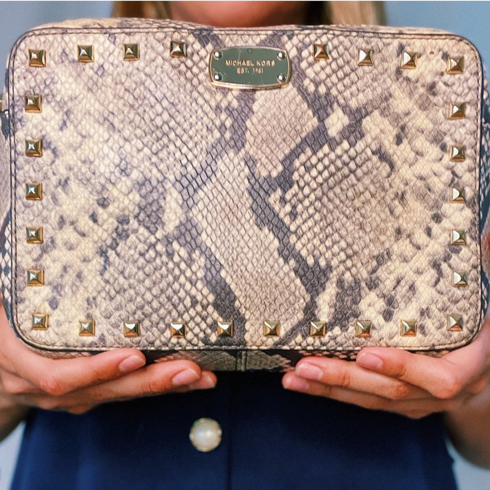 SNAKESKIN CROSSBODY BAG 🐍 💼